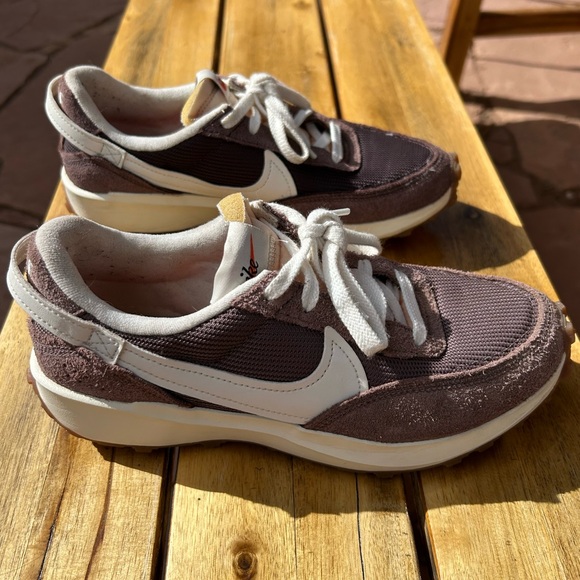 Nike Waffle Debut EUC - Picture 8 of 11